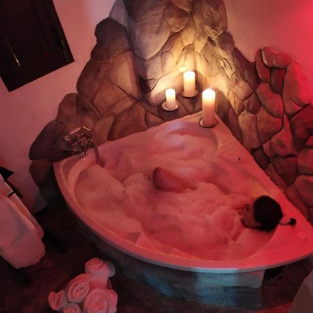 El Escondite De Martina, Casa Rural Romantica Setenil De Las Bodegas Buitenkant foto